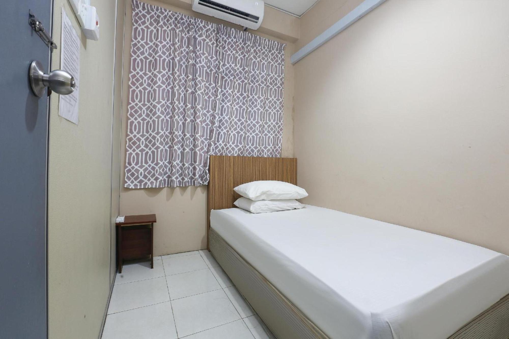 Spot On 89796 D'Noor Budget Inn Kota Bharu Ngoại thất bức ảnh